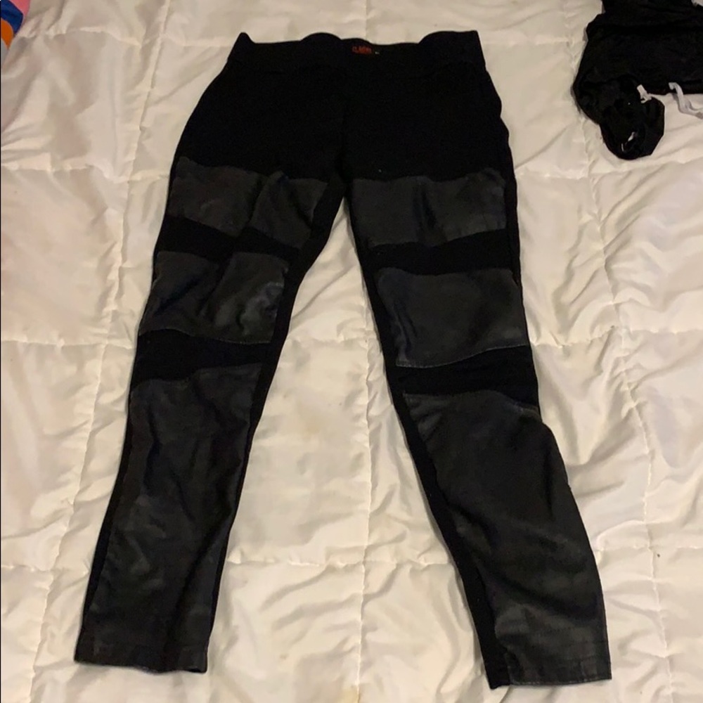 Black /faux leather leggings